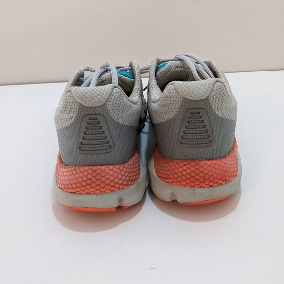 Under Armour Hovr Infinite 3021396-109 Running Shoes Lace Up Size 9 - Picture 2 of 8